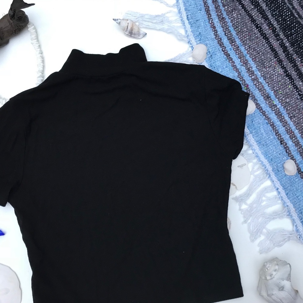 Black mock neck short sleeve basic top